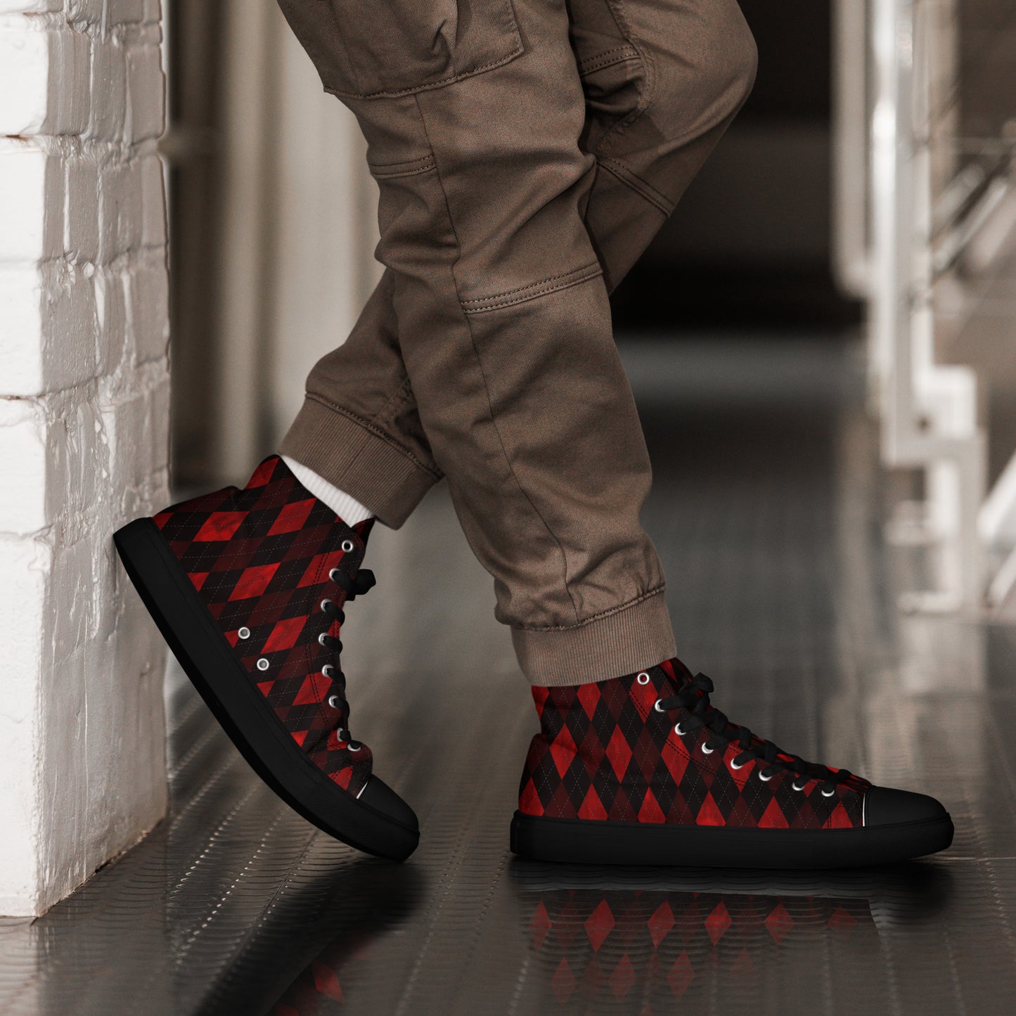 Men’s High Top Canvas Shoes Red Argyle