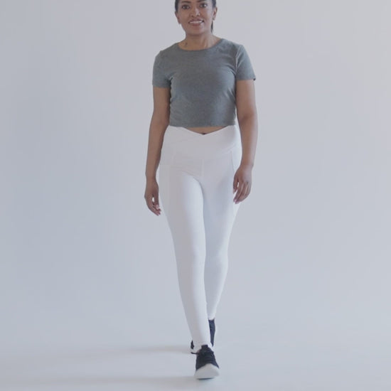 All-Over Print Crossover Leggings with Pockets.mp4